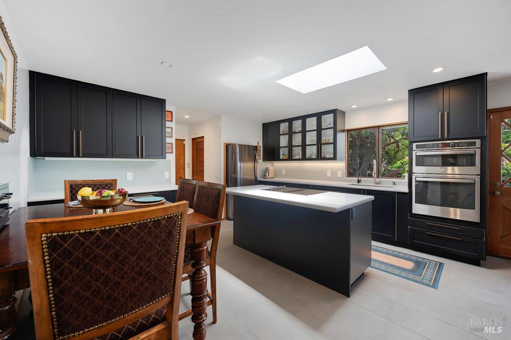 Detail Gallery Image 32 of 82 For 37275 Glennen Dr, Gualala,  CA 95445 - 3 Beds | 3 Baths