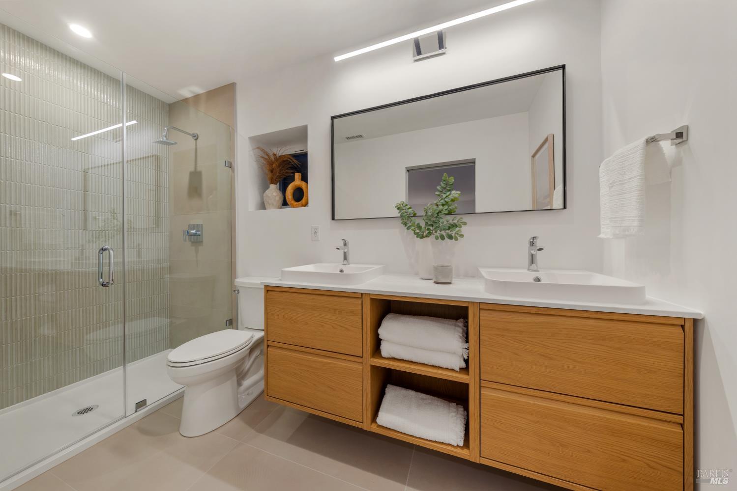 Detail Gallery Image 40 of 60 For 1 Atwood Ave, Sausalito,  CA 94965 - 4 Beds | 3 Baths