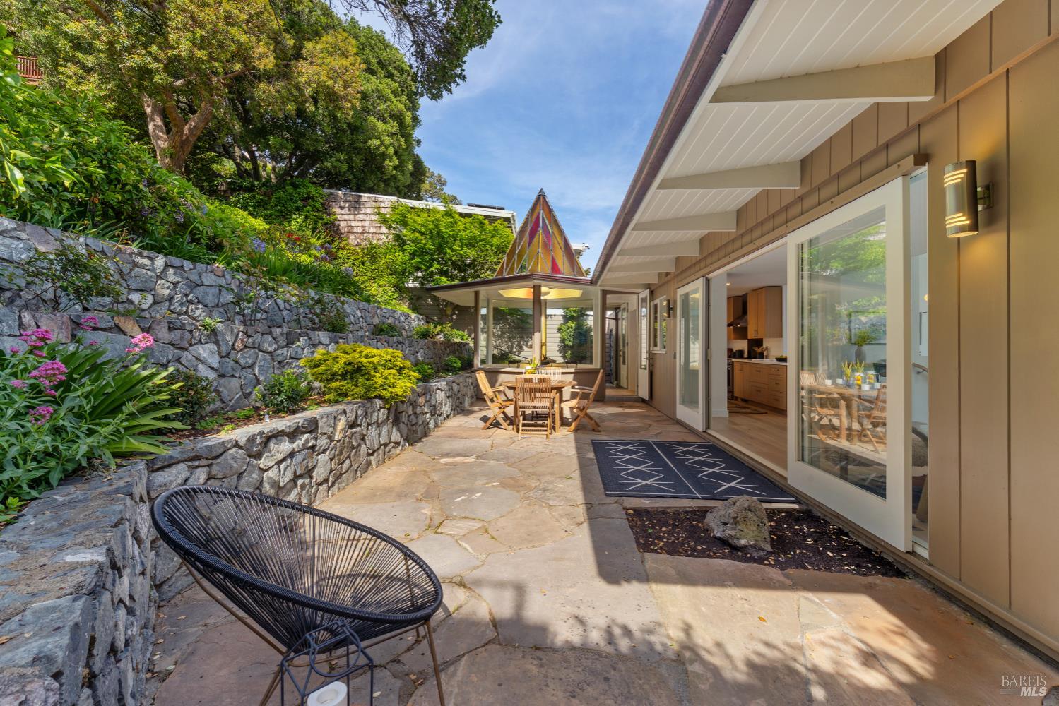 Detail Gallery Image 16 of 60 For 1 Atwood Ave, Sausalito,  CA 94965 - 4 Beds | 3 Baths