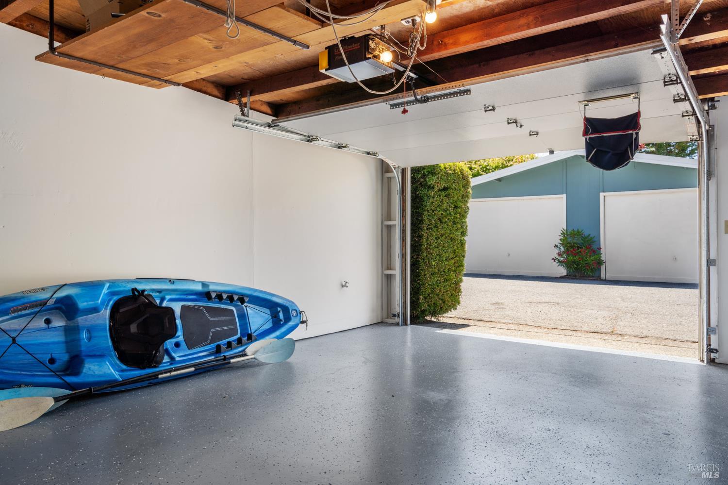 Detail Gallery Image 19 of 41 For 29 Porto Bello Dr, San Rafael,  CA 94901 - 2 Beds | 2/1 Baths