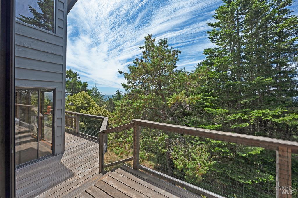 Detail Gallery Image 42 of 82 For 37275 Glennen Dr, Gualala,  CA 95445 - 3 Beds | 3 Baths