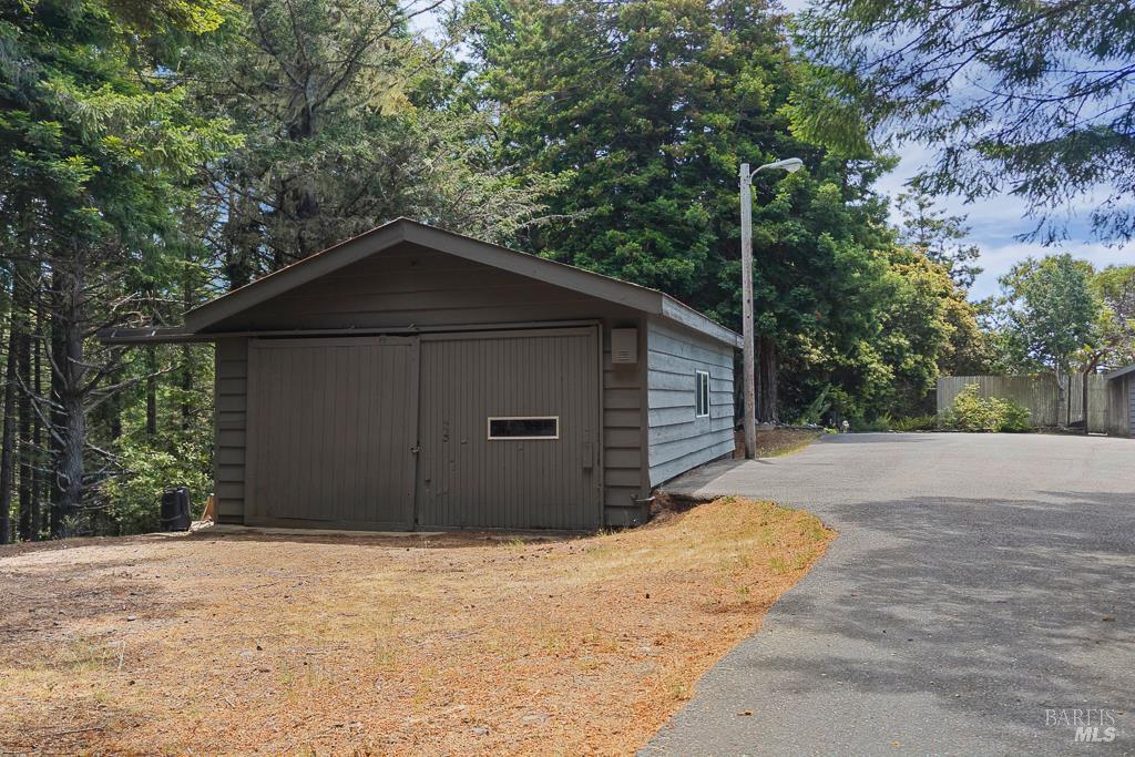 Detail Gallery Image 70 of 82 For 37275 Glennen Dr, Gualala,  CA 95445 - 3 Beds | 3 Baths