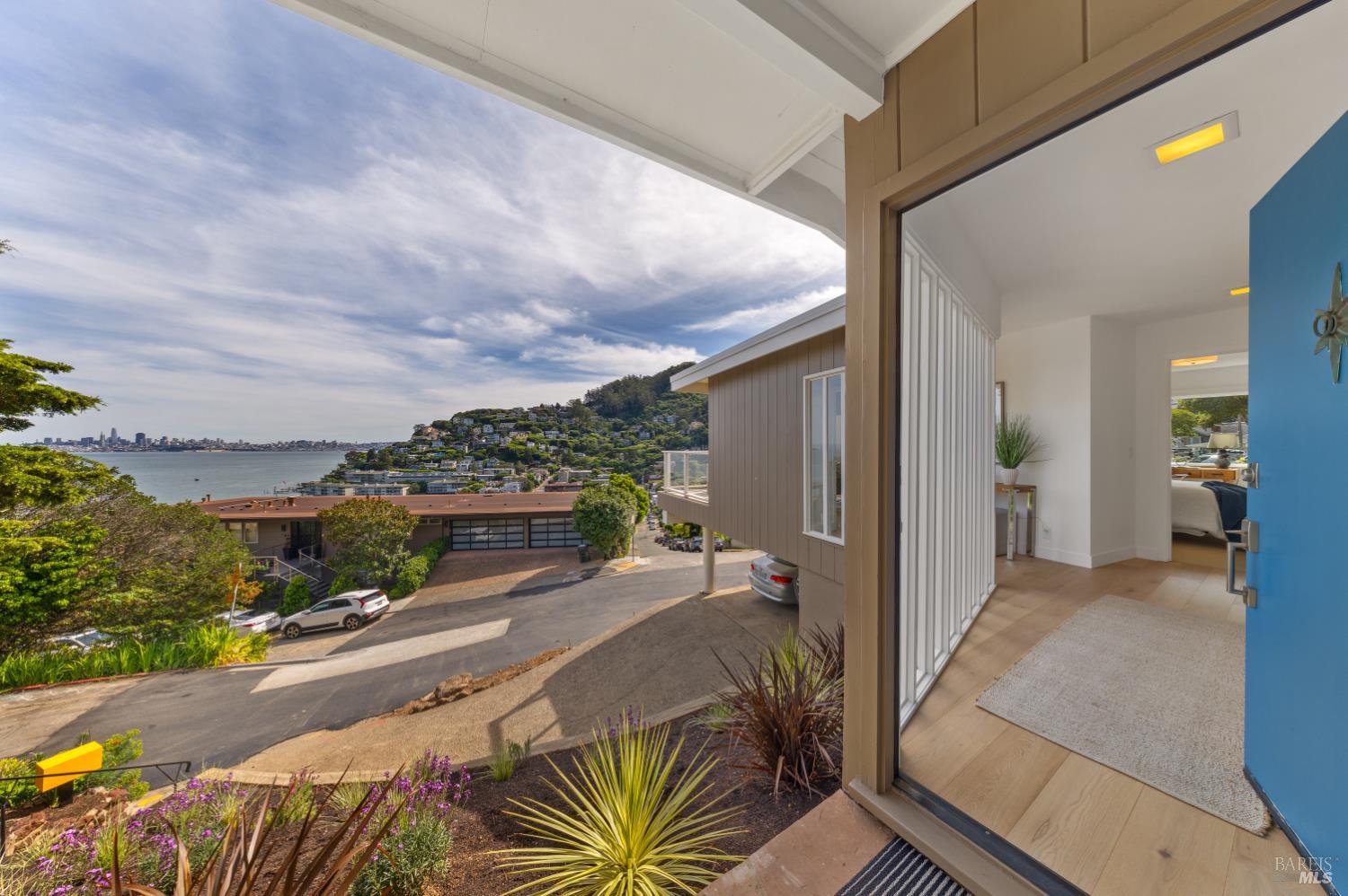 Detail Gallery Image 7 of 60 For 1 Atwood Ave, Sausalito,  CA 94965 - 4 Beds | 3 Baths