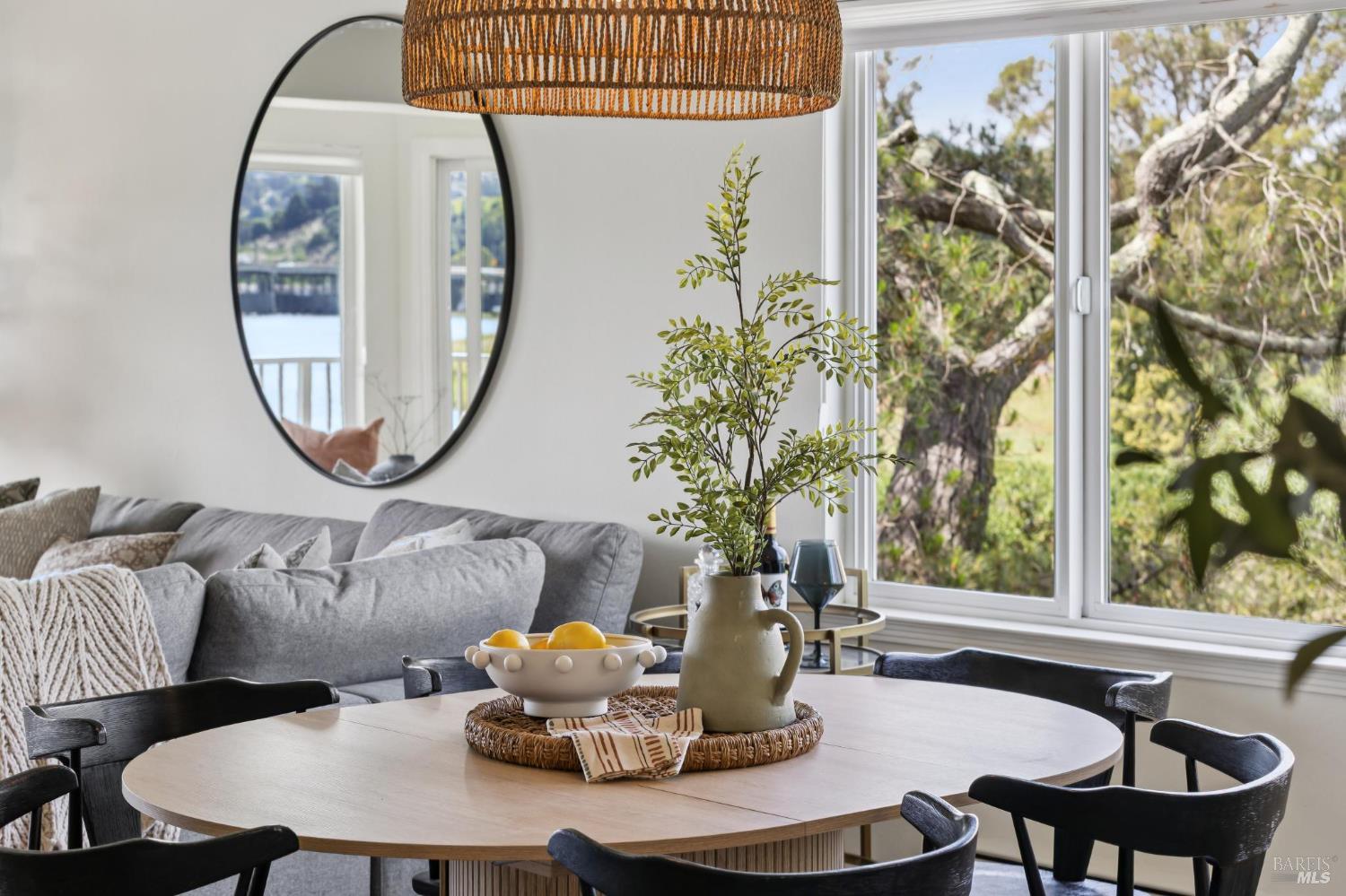 Detail Gallery Image 47 of 49 For 160 Seminary Dr 1e,  Mill Valley,  CA 94941 - 3 Beds | 2 Baths