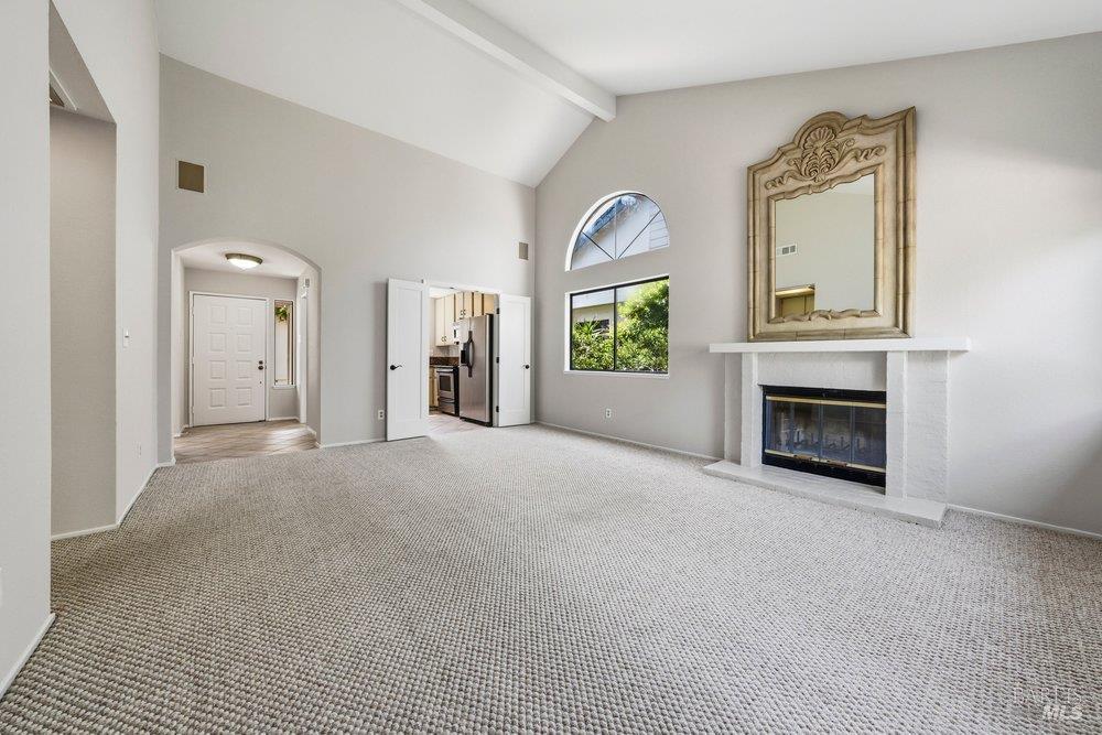 Detail Gallery Image 10 of 66 For 6 Village Ct, San Rafael,  CA 94903 - 2 Beds | 2 Baths