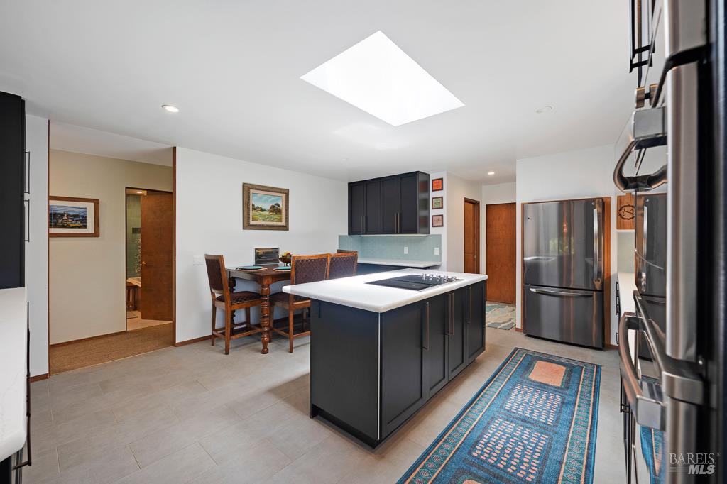 Detail Gallery Image 34 of 82 For 37275 Glennen Dr, Gualala,  CA 95445 - 3 Beds | 3 Baths