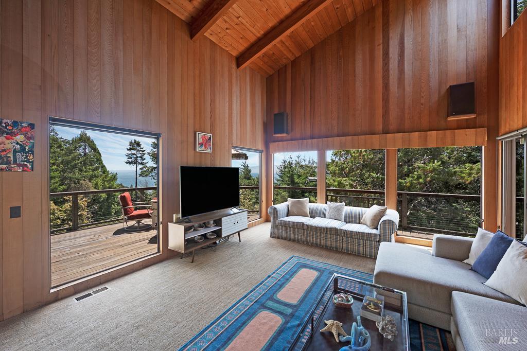 Detail Gallery Image 23 of 82 For 37275 Glennen Dr, Gualala,  CA 95445 - 3 Beds | 3 Baths