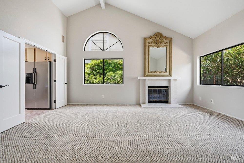 Detail Gallery Image 12 of 66 For 6 Village Ct, San Rafael,  CA 94903 - 2 Beds | 2 Baths