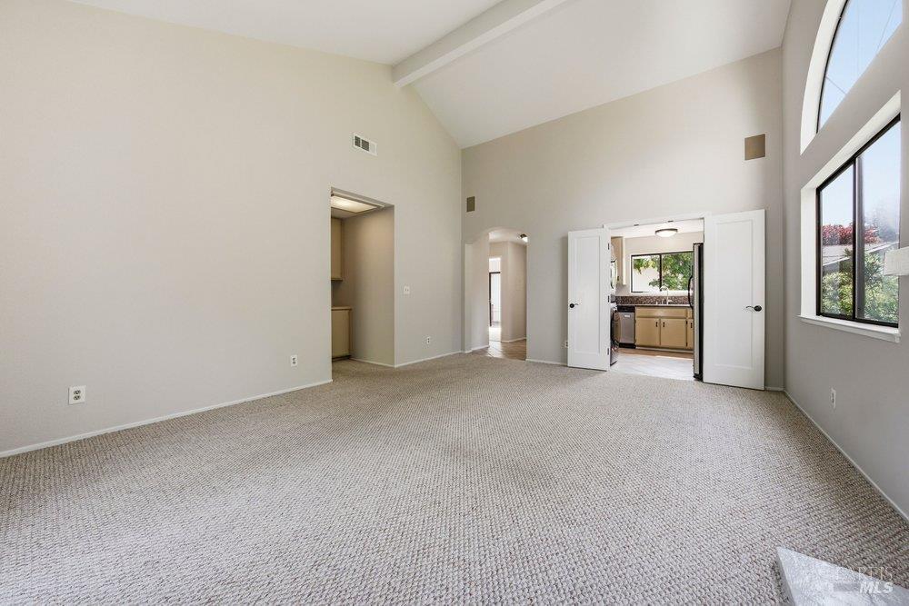 Detail Gallery Image 18 of 66 For 6 Village Ct, San Rafael,  CA 94903 - 2 Beds | 2 Baths