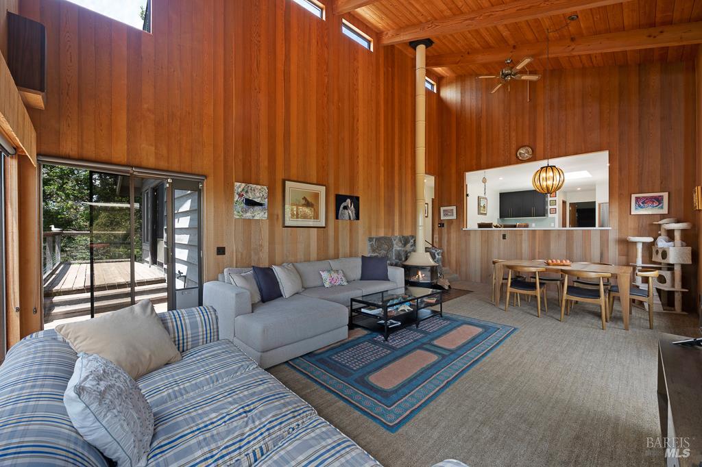 Detail Gallery Image 24 of 82 For 37275 Glennen Dr, Gualala,  CA 95445 - 3 Beds | 3 Baths