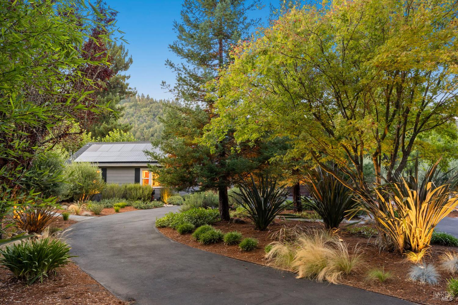 16390 Laughlin Road photo 3