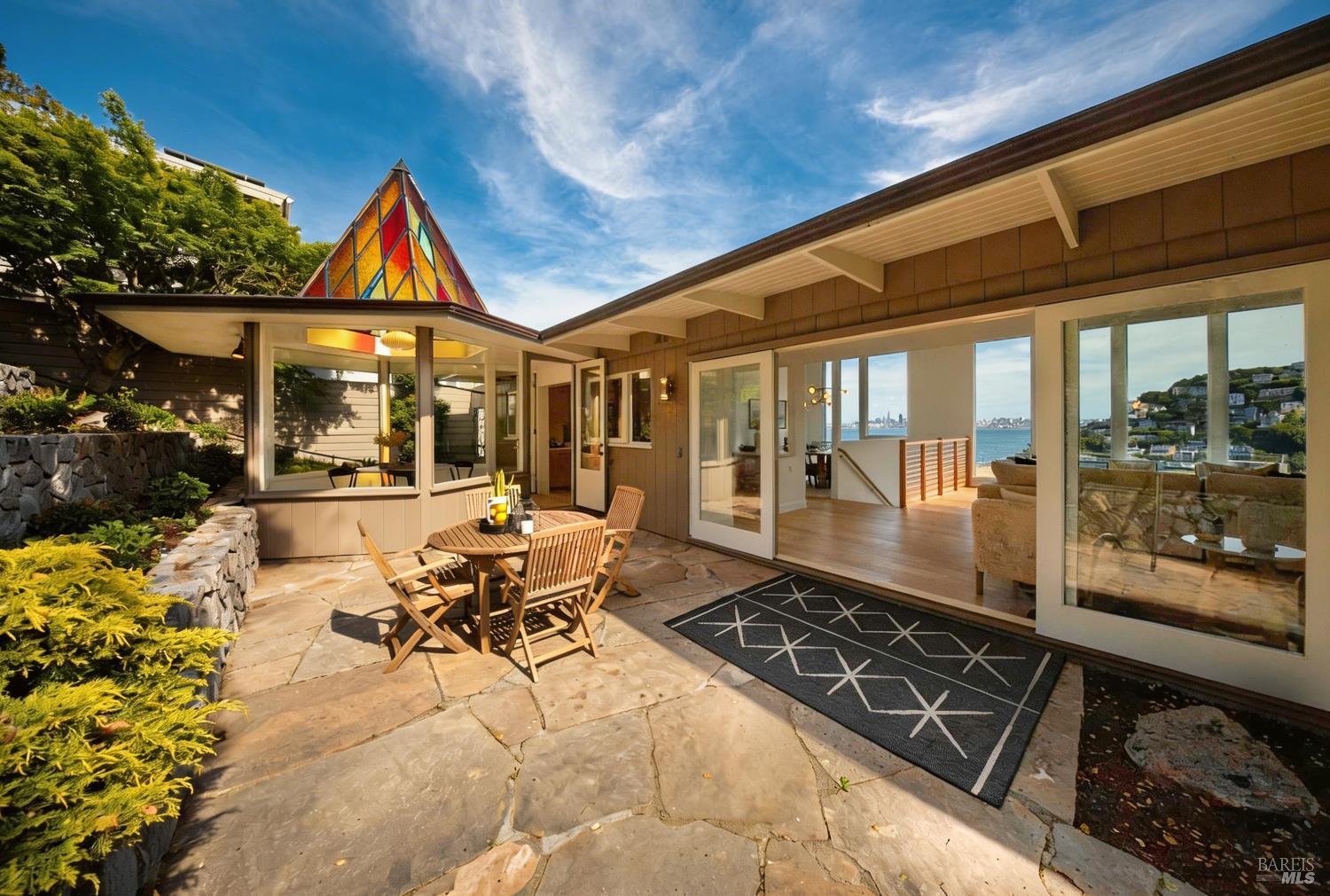 Detail Gallery Image 17 of 60 For 1 Atwood Ave, Sausalito,  CA 94965 - 4 Beds | 3 Baths