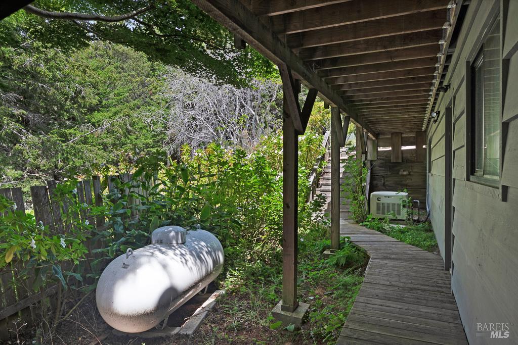 Detail Gallery Image 69 of 82 For 37275 Glennen Dr, Gualala,  CA 95445 - 3 Beds | 3 Baths