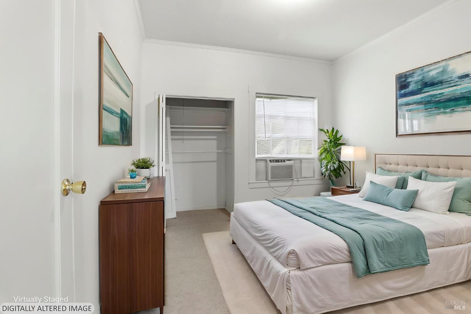 Detail Gallery Image 16 of 27 For 8 Lawrence Dr, Novato,  CA 94945 - 2 Beds | 1 Baths