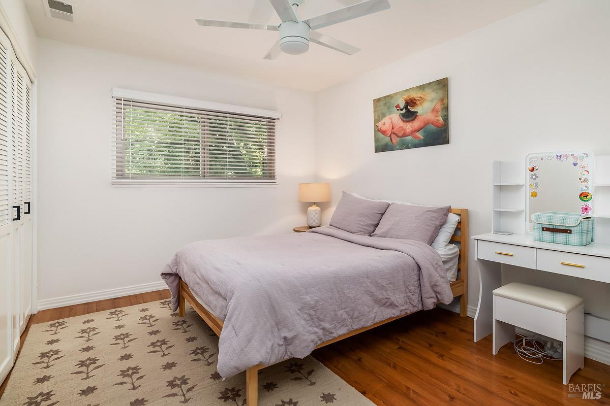 Detail Gallery Image 15 of 36 For 406 Corrillo Dr, San Rafael,  CA 94903 - 3 Beds | 2 Baths