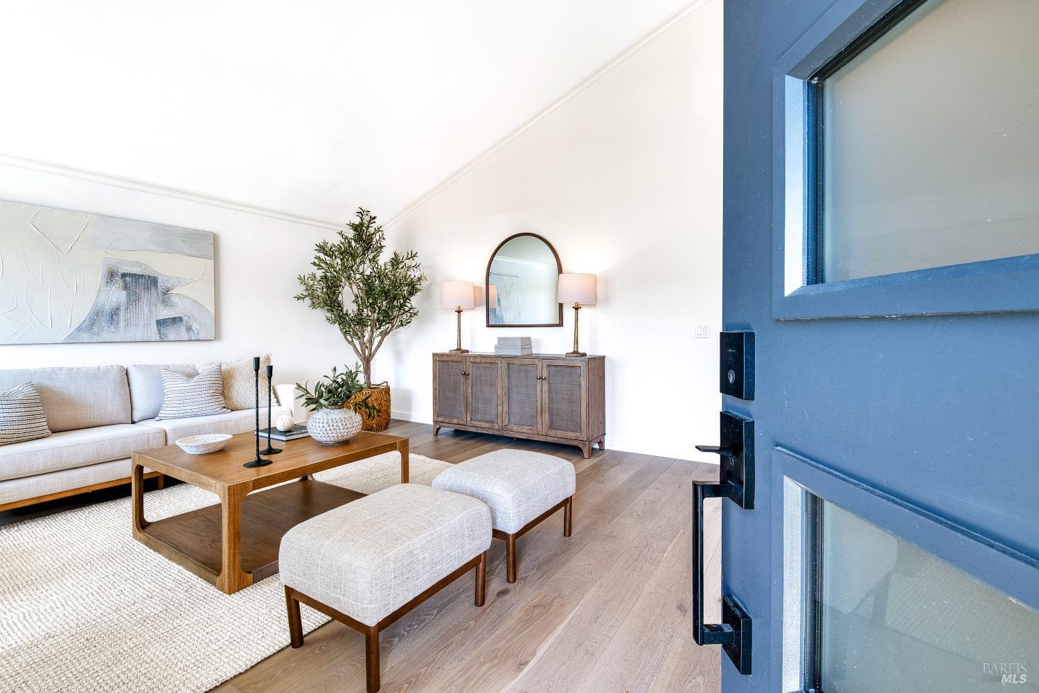 13 Woodland Court photo 2