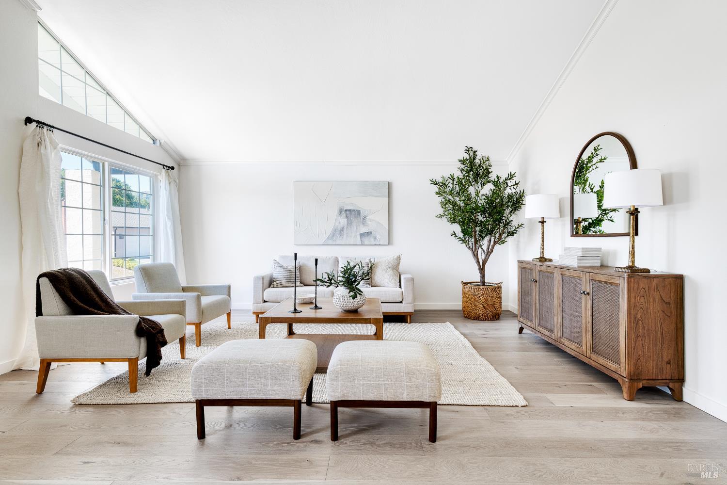 13 Woodland Court photo 3