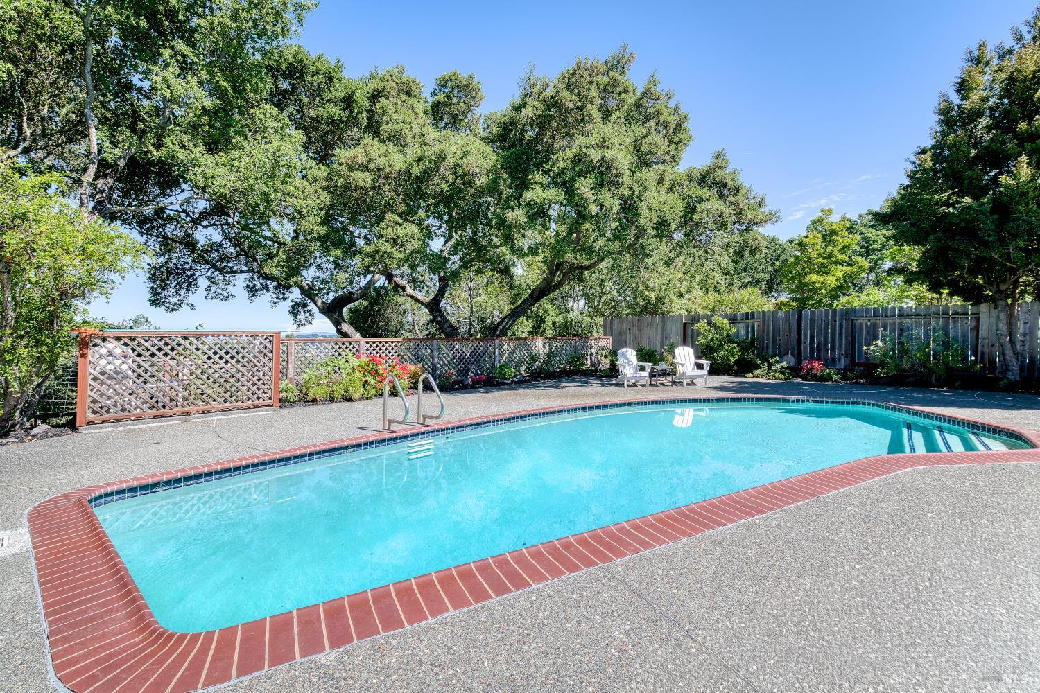 Detail Gallery Image 37 of 37 For 13 Woodland Ct, Novato,  CA 94947 - 4 Beds | 2 Baths