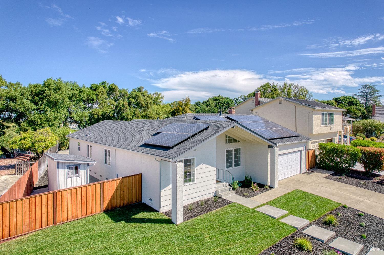 Detail Gallery Image 31 of 37 For 13 Woodland Ct, Novato,  CA 94947 - 4 Beds | 2 Baths