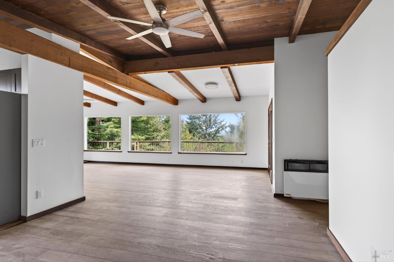 Detail Gallery Image 11 of 37 For 2900 Cameron Rd, Elk,  CA 95432 - 3 Beds | 2/1 Baths