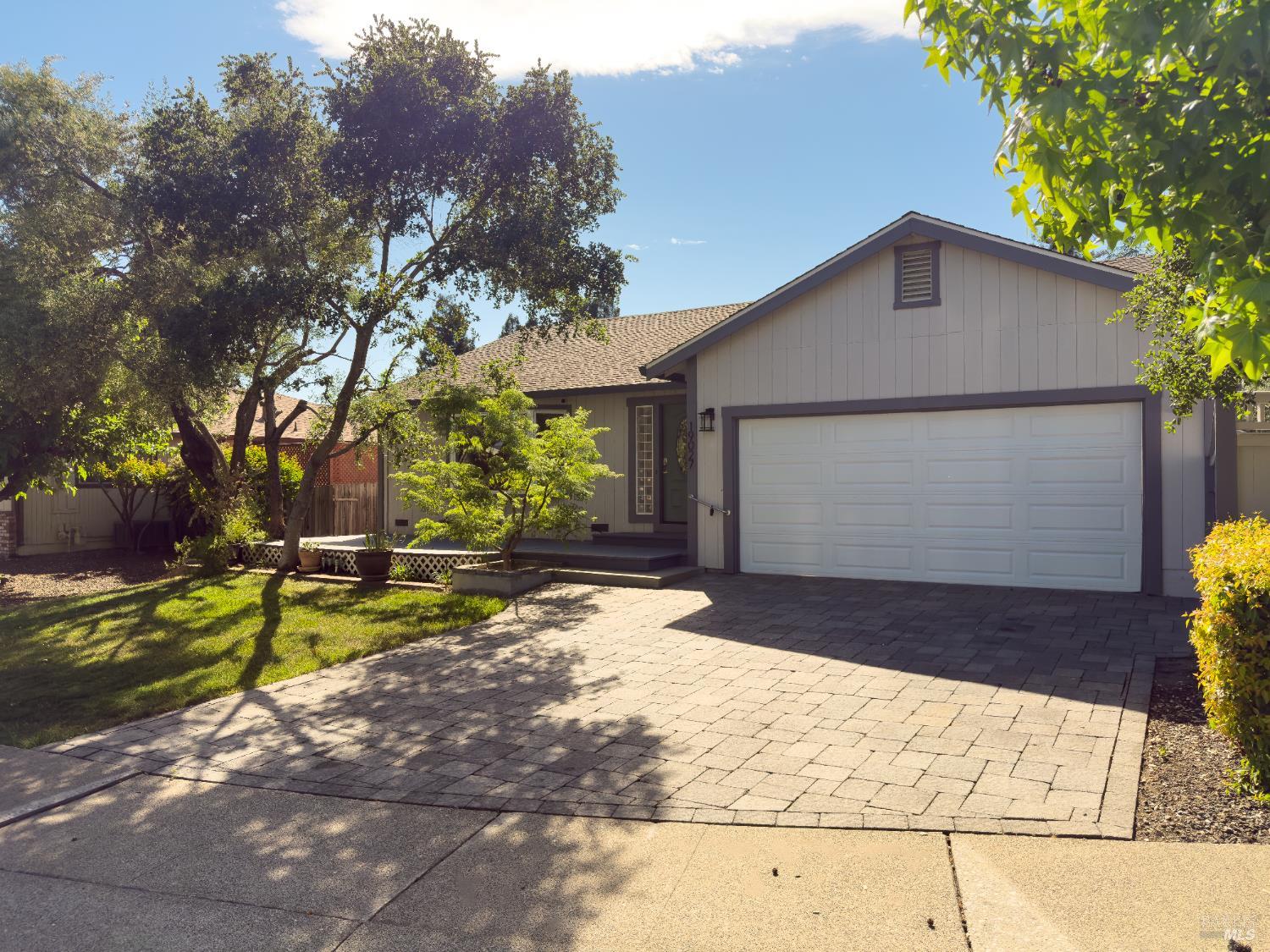 Front Image Thumbnail for BA326029590