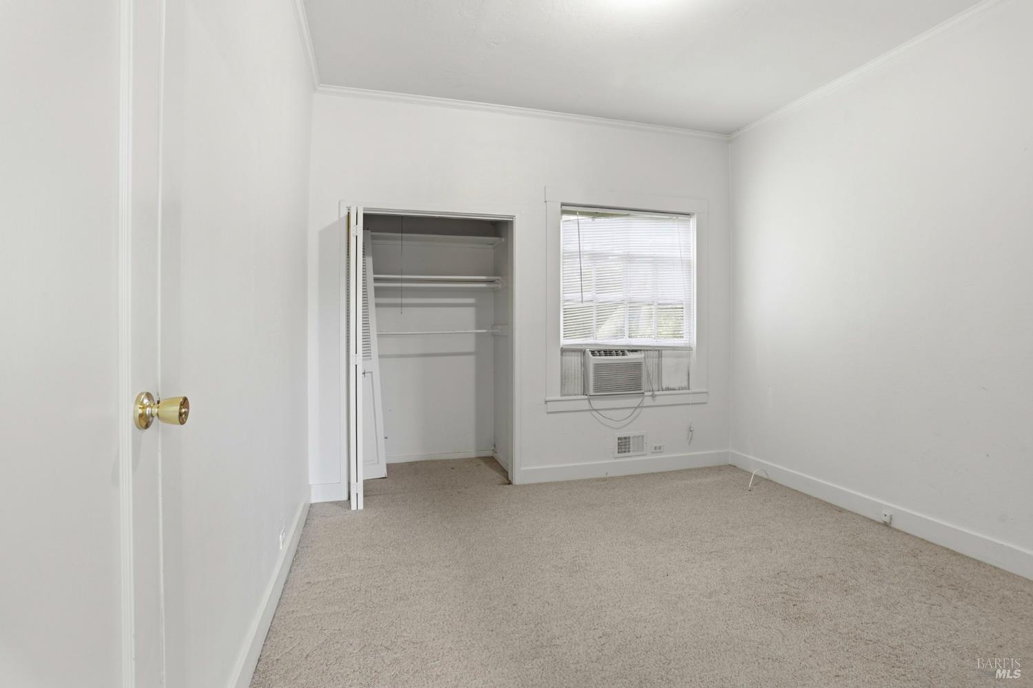 Detail Gallery Image 17 of 27 For 8 Lawrence Dr, Novato,  CA 94945 - 2 Beds | 1 Baths