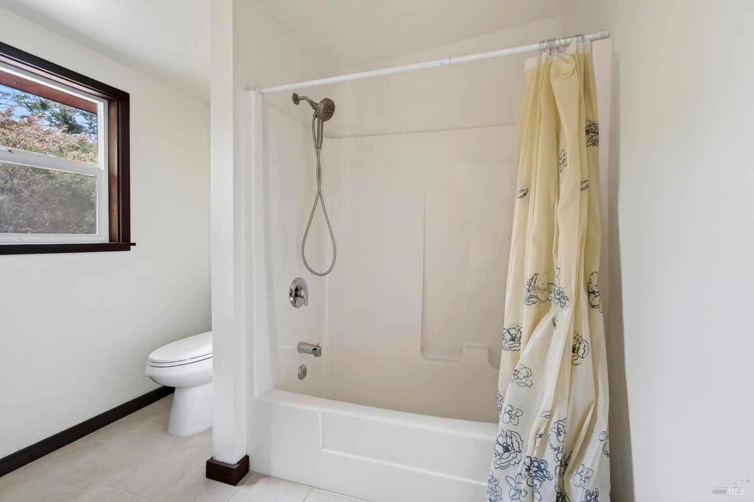 Detail Gallery Image 23 of 37 For 2900 Cameron Rd, Elk,  CA 95432 - 3 Beds | 2/1 Baths