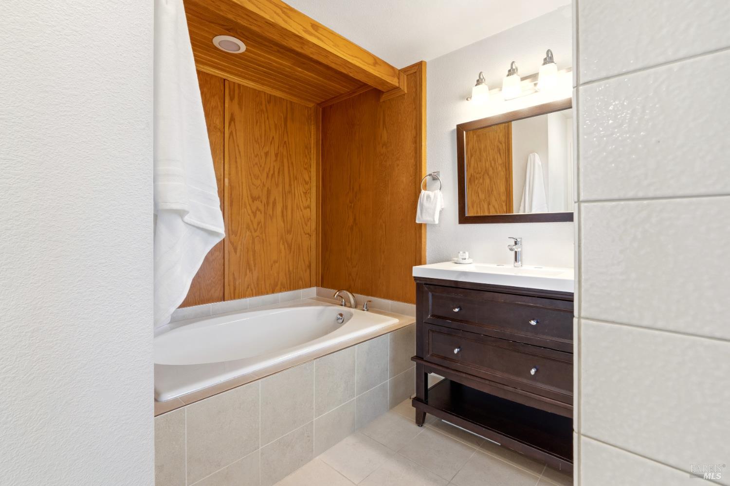 Detail Gallery Image 47 of 62 For 183 Reservoir Rd, San Rafael,  CA 94901 - 6 Beds | 6 Baths