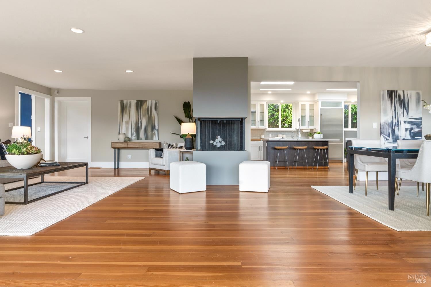 Detail Gallery Image 9 of 62 For 183 Reservoir Rd, San Rafael,  CA 94901 - 6 Beds | 6 Baths