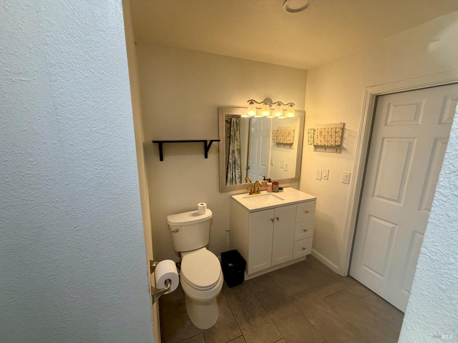 Detail Gallery Image 6 of 20 For 1124 Shetler Ave, Napa,  CA 94559 - 4 Beds | 2 Baths