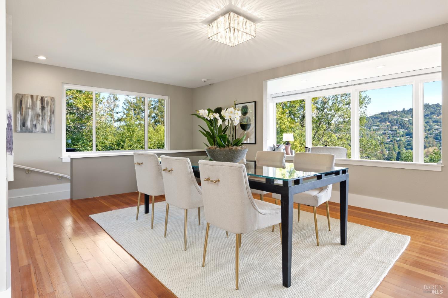 Detail Gallery Image 16 of 62 For 183 Reservoir Rd, San Rafael,  CA 94901 - 6 Beds | 6 Baths