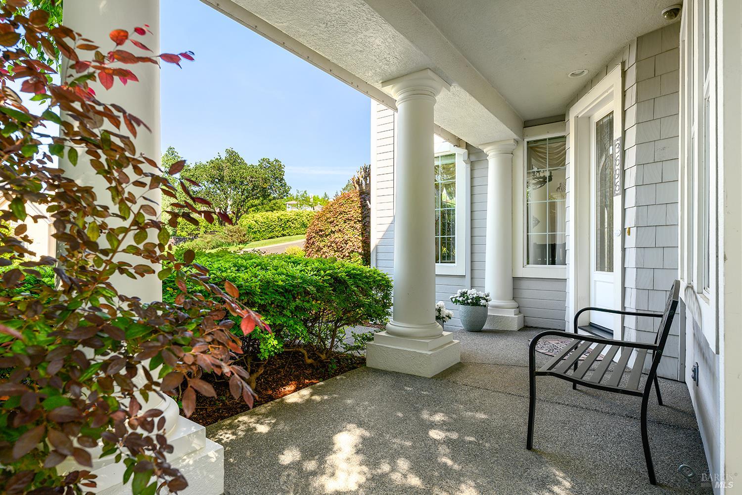 3696 Newbury Court photo 2