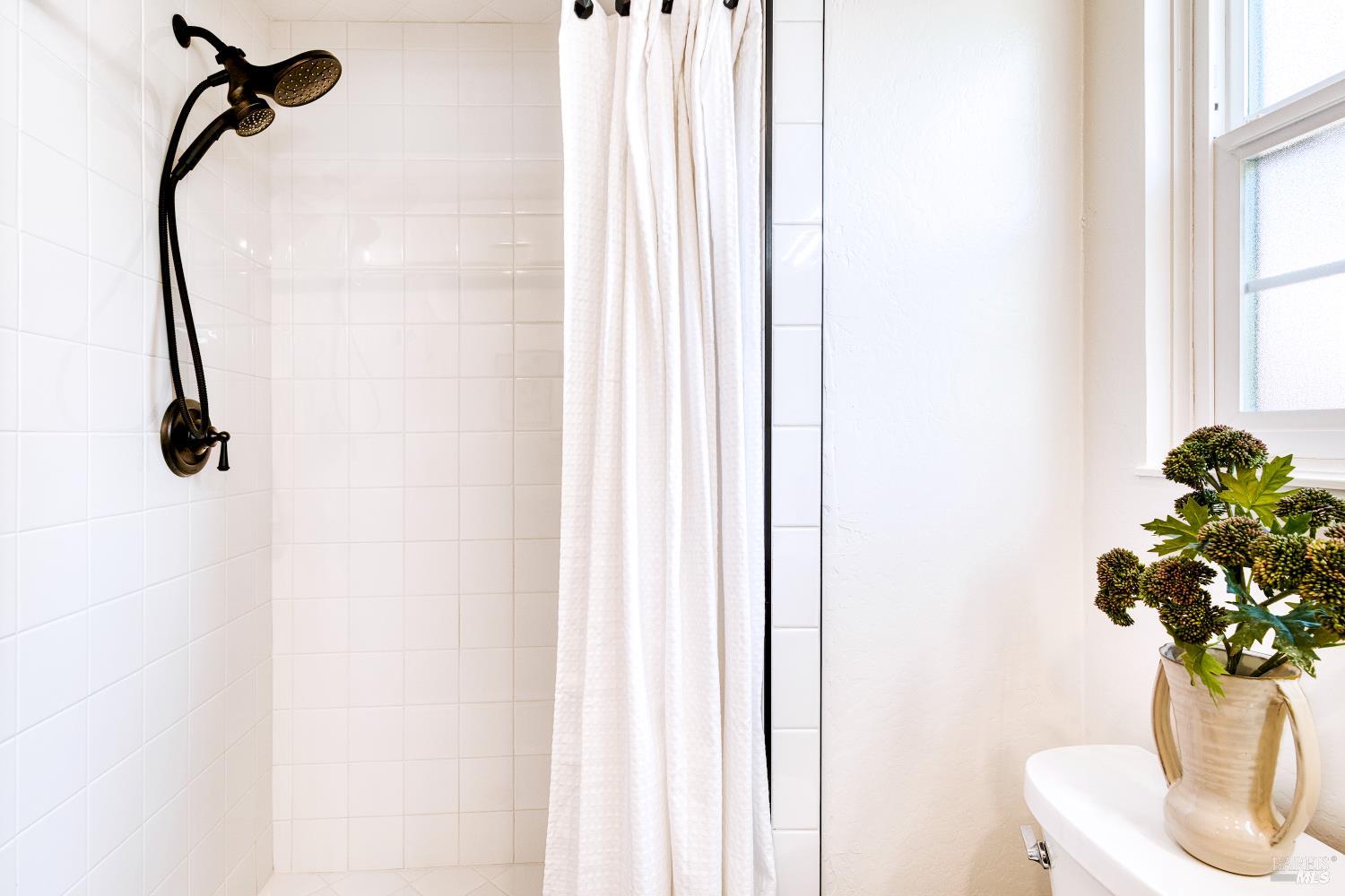 Detail Gallery Image 27 of 37 For 13 Woodland Ct, Novato,  CA 94947 - 4 Beds | 2 Baths