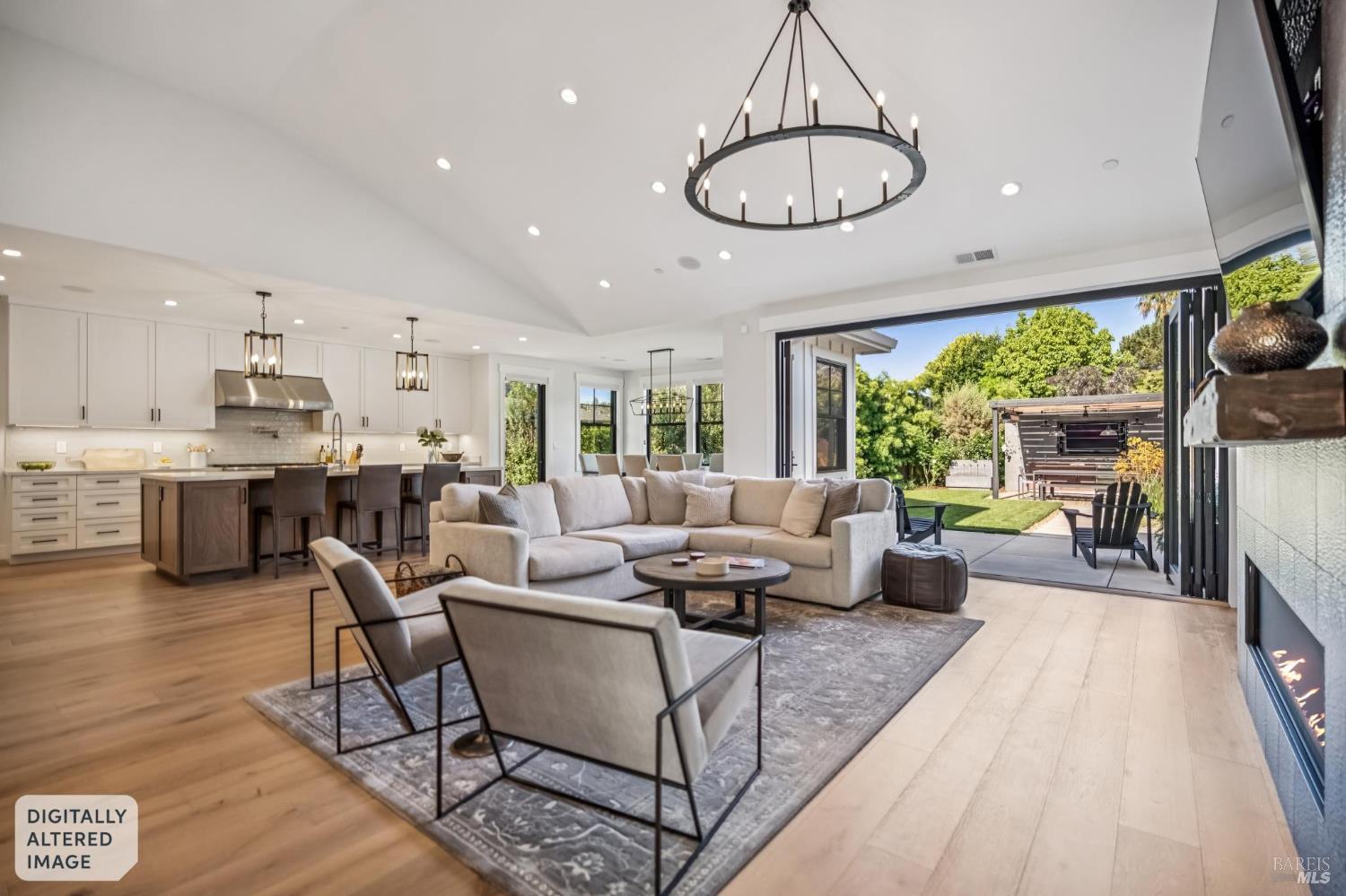 Detail Gallery Image 6 of 44 For 85 Harriet Way, Tiburon,  CA 94920 - 4 Beds | 2/1 Baths