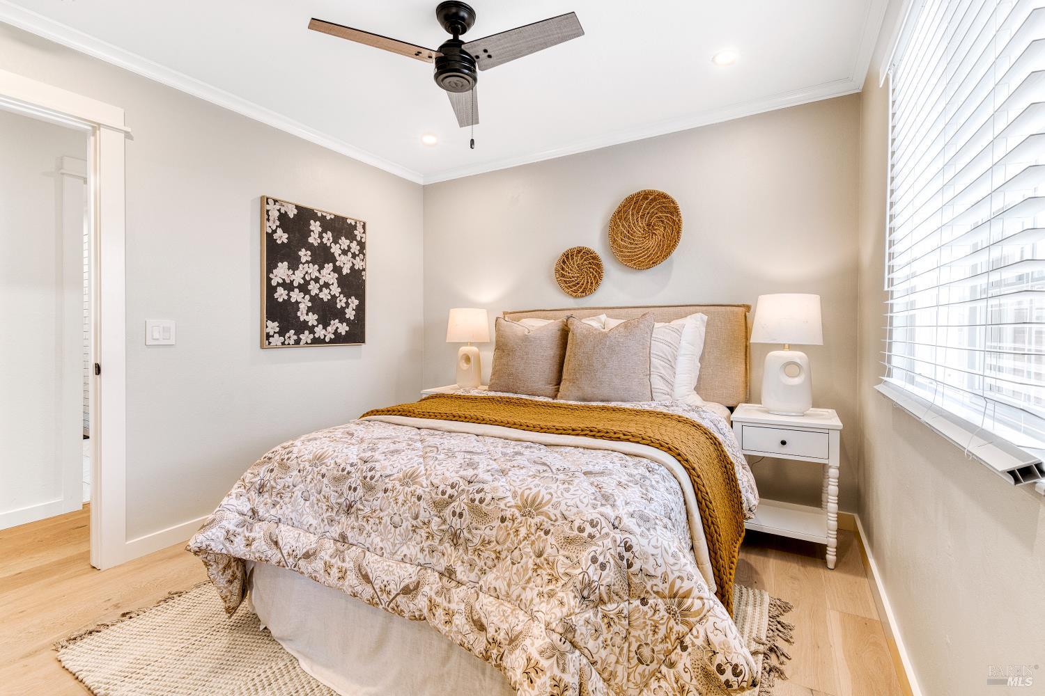 Detail Gallery Image 21 of 37 For 13 Woodland Ct, Novato,  CA 94947 - 4 Beds | 2 Baths