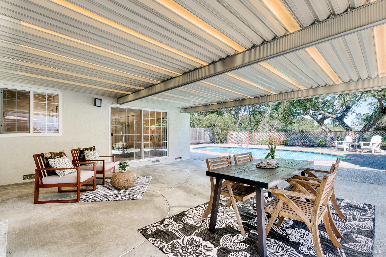 Detail Gallery Image 33 of 37 For 13 Woodland Ct, Novato,  CA 94947 - 4 Beds | 2 Baths