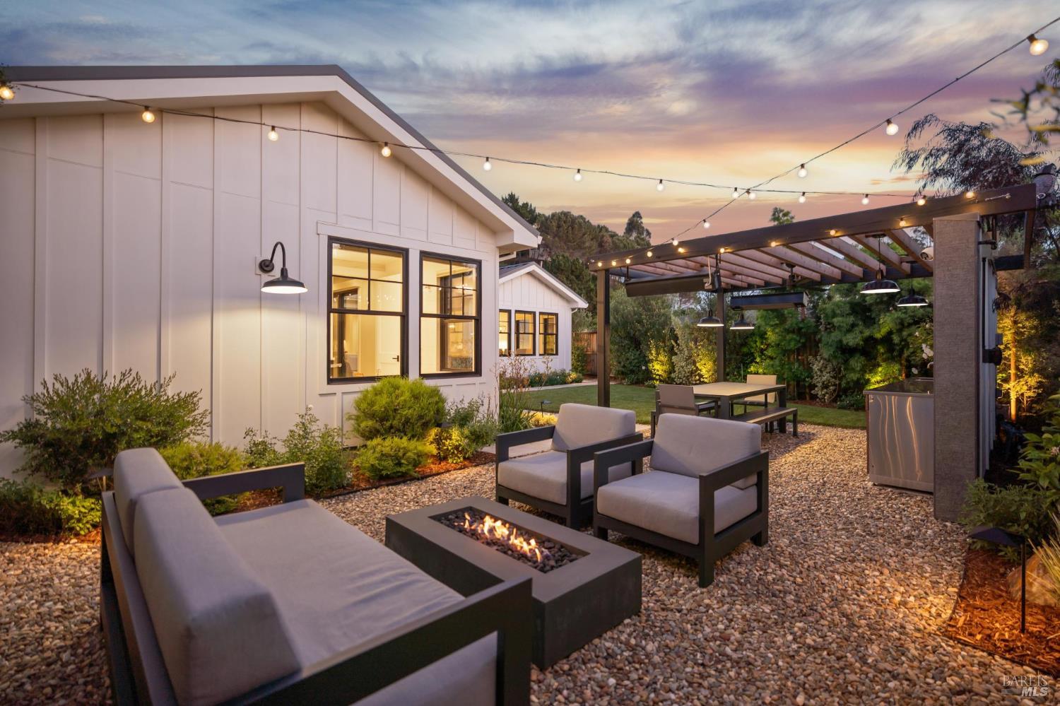 Detail Gallery Image 43 of 44 For 85 Harriet Way, Tiburon,  CA 94920 - 4 Beds | 2/1 Baths