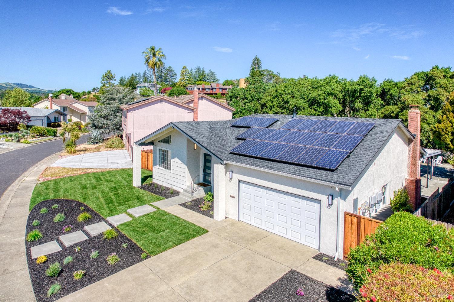 Detail Gallery Image 30 of 37 For 13 Woodland Ct, Novato,  CA 94947 - 4 Beds | 2 Baths