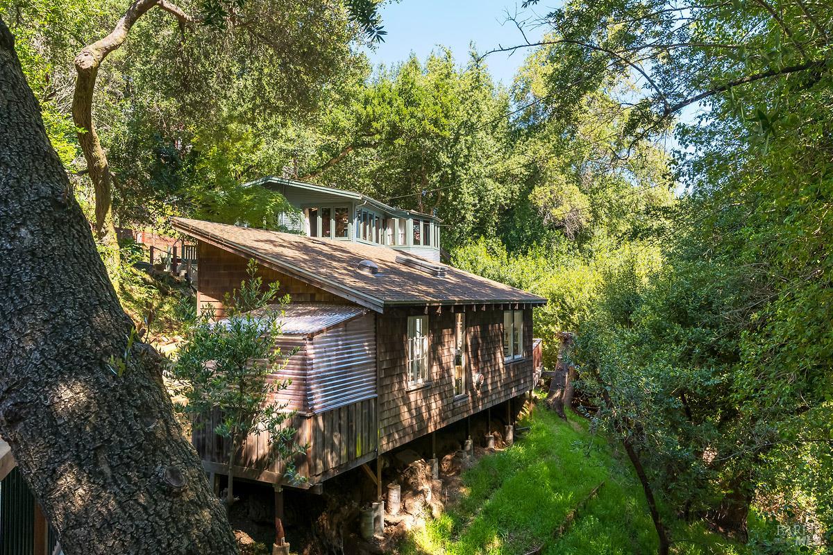 Detail Gallery Image 7 of 62 For 68 Wreden Ave, Fairfax,  CA 94930 - 2 Beds | 2 Baths