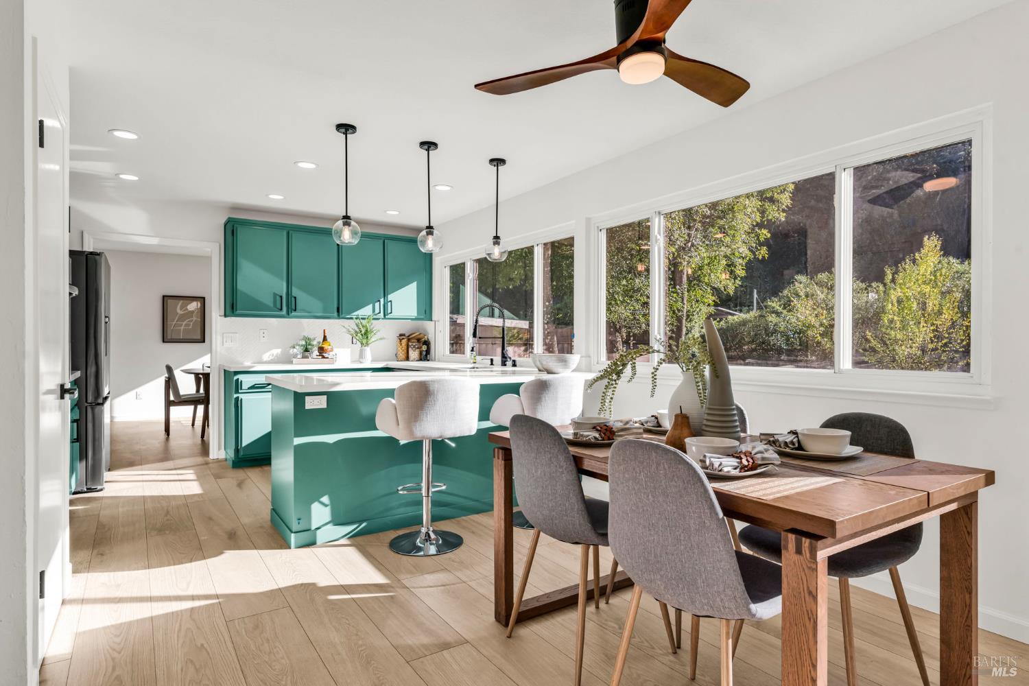 Detail Gallery Image 18 of 58 For 508 San Marin Dr, Novato,  CA 94945 - 4 Beds | 2/1 Baths