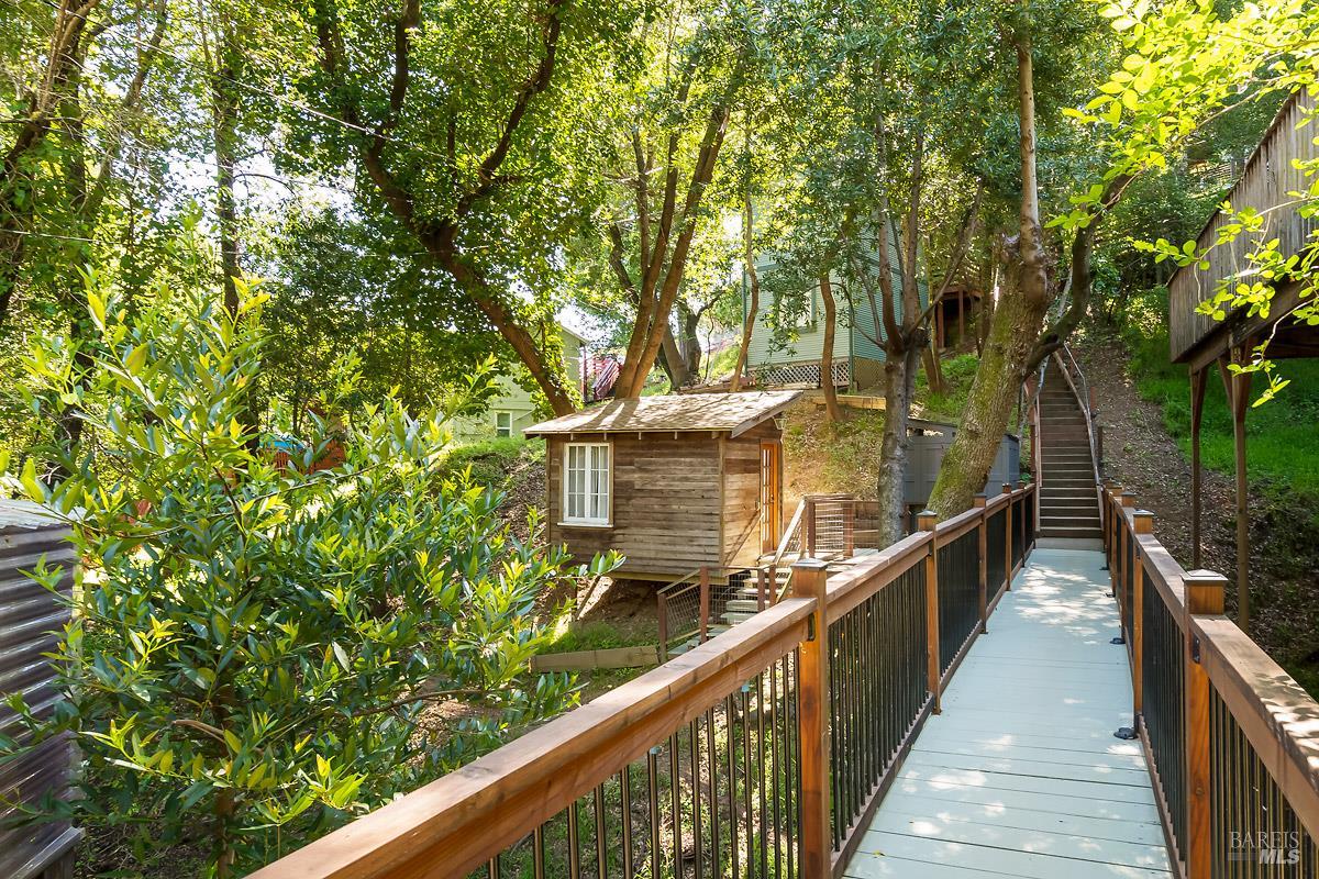 Detail Gallery Image 37 of 62 For 68 Wreden Ave, Fairfax,  CA 94930 - 2 Beds | 2 Baths