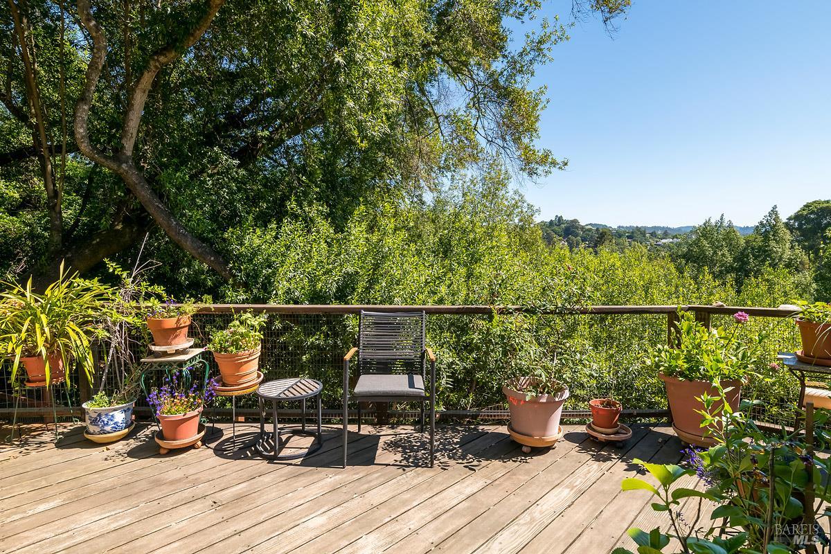 Detail Gallery Image 30 of 62 For 68 Wreden Ave, Fairfax,  CA 94930 - 2 Beds | 2 Baths