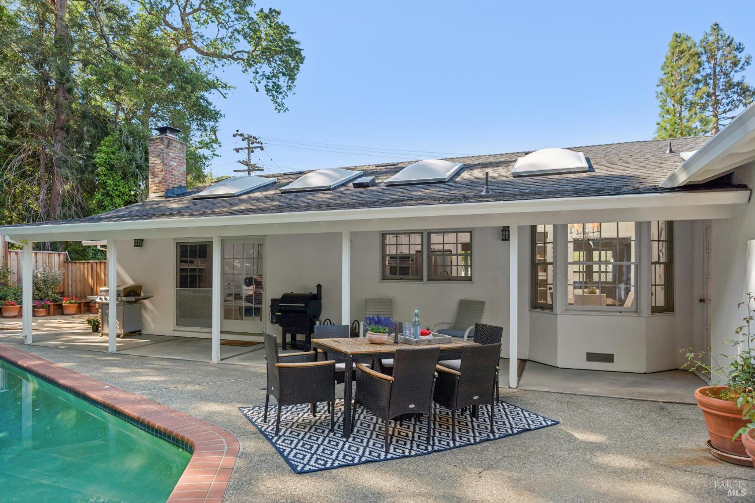 Detail Gallery Image 46 of 48 For 497 Fairway Dr, Novato,  CA 94949 - 4 Beds | 2 Baths