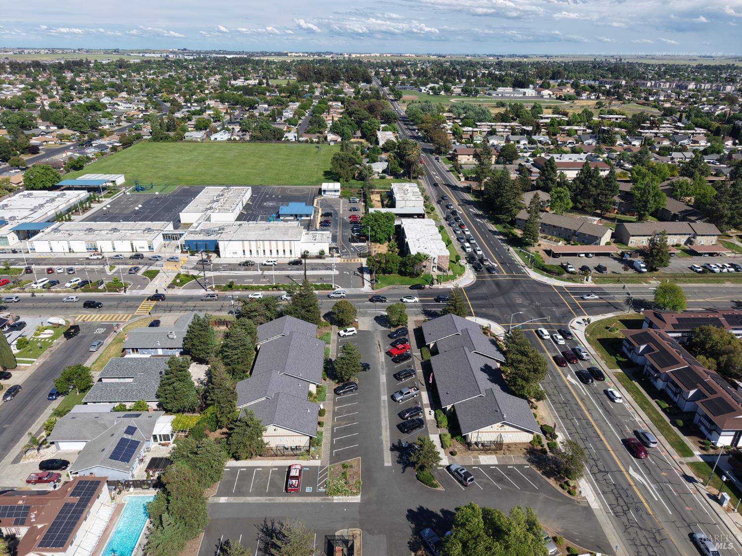 Detail Gallery Image 10 of 28 For 690 E Tabor Ave, Fairfield,  CA 94533 - – Beds | – Baths