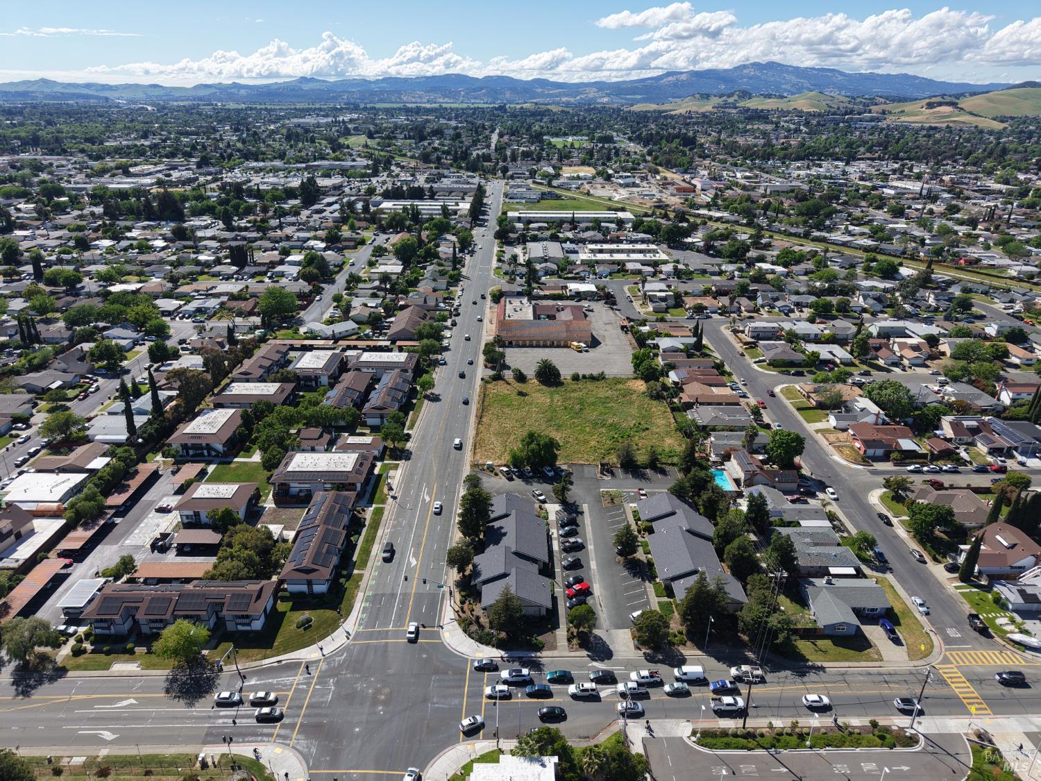 Detail Gallery Image 8 of 28 For 690 E Tabor Ave, Fairfield,  CA 94533 - – Beds | – Baths