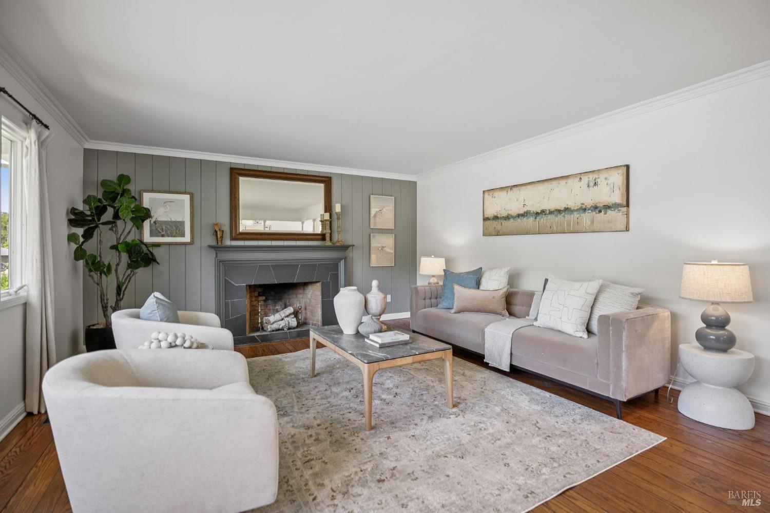 Detail Gallery Image 12 of 48 For 497 Fairway Dr, Novato,  CA 94949 - 4 Beds | 2 Baths