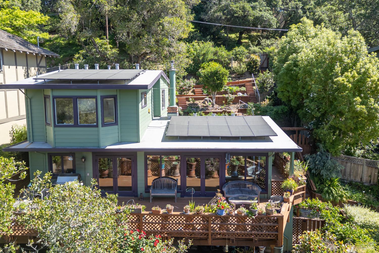 Detail Gallery Image 4 of 27 For 244 Manor Dr, Mill Valley,  CA 94941 - 3 Beds | 2 Baths