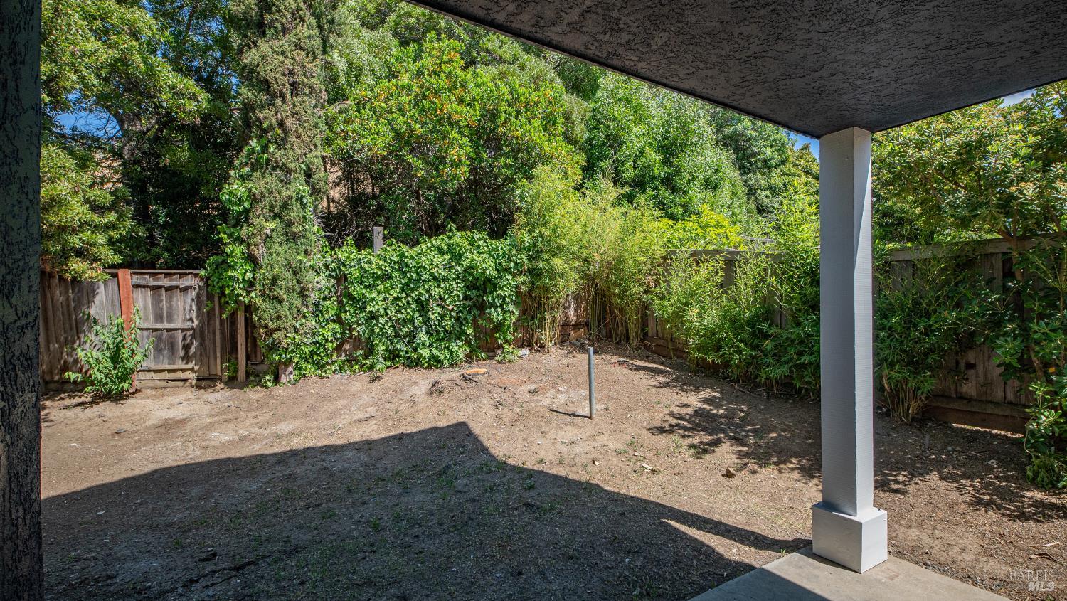 Detail Gallery Image 26 of 30 For 873 Knights Cir, Vallejo,  CA 94591 - 3 Beds | 2/1 Baths