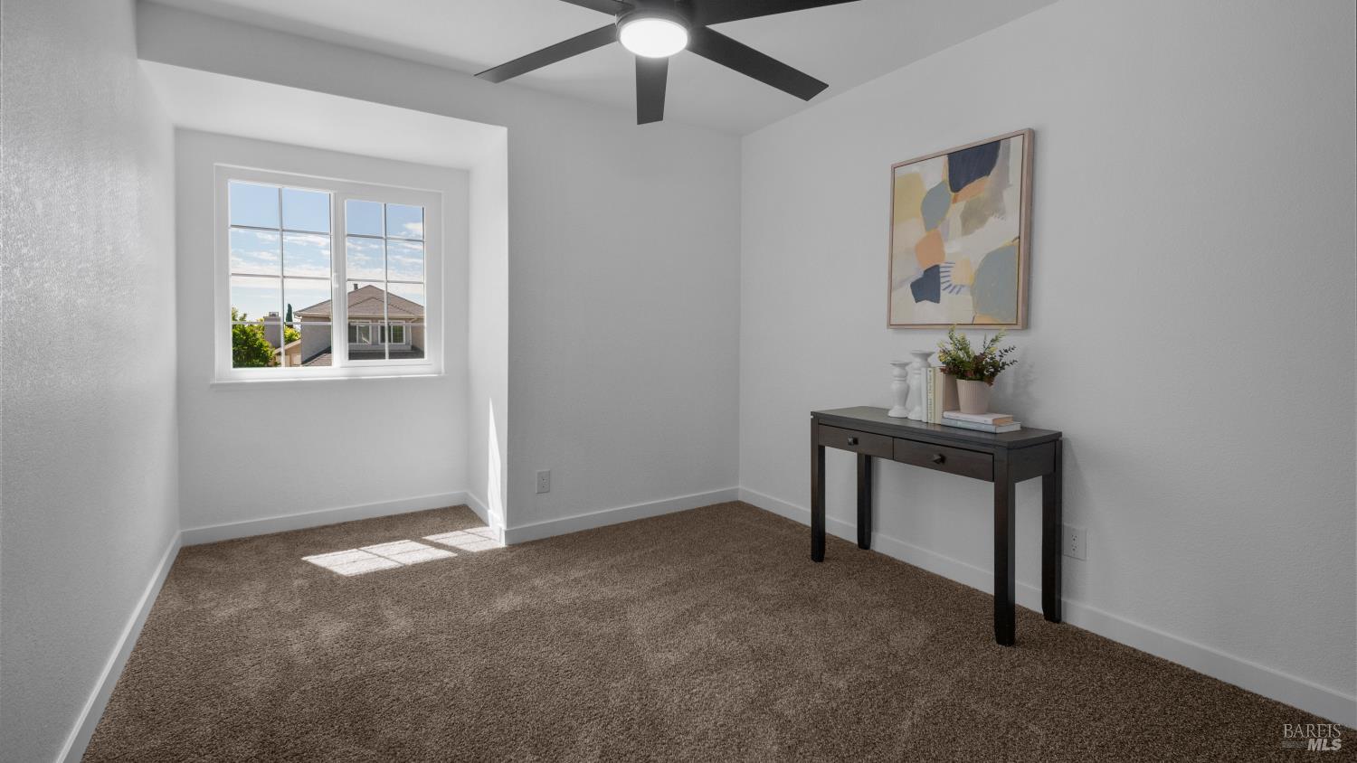 Detail Gallery Image 24 of 30 For 873 Knights Cir, Vallejo,  CA 94591 - 3 Beds | 2/1 Baths