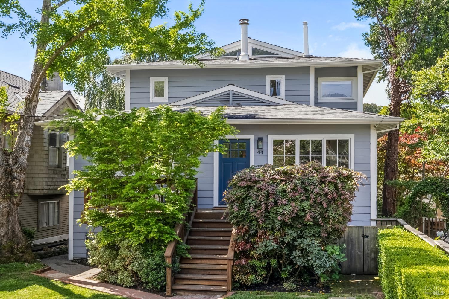 44 Catalpa Avenue photo 2